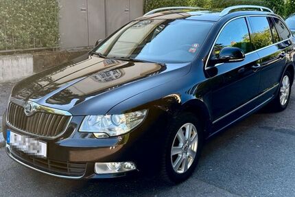 Skoda Superb 199.829 km 4.700 &euro; Frankfurt am Main 60594