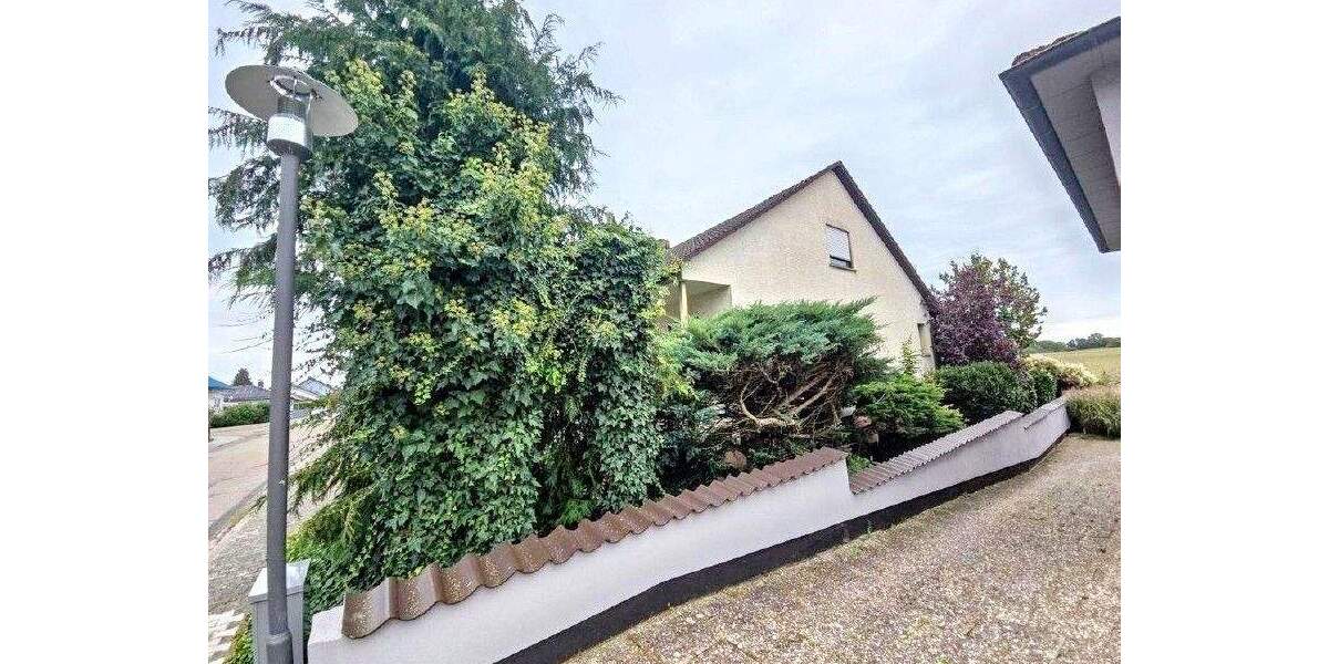 Einfamilienhaus Bürstadt / Bobstadt Bobstadt - 4 Zimmer, 205 m&sup2;, 350.000&euro; | Angebot:25242164