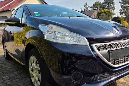 Peugeot 208 128.600 km 3.299 &euro; Harxheim 55296