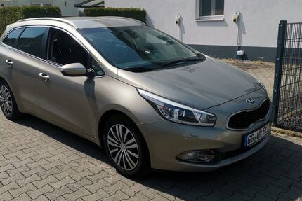 Kia ceed Sportswagon 230.000 km 4.990 &euro; Rüsselsheim am Main 65428