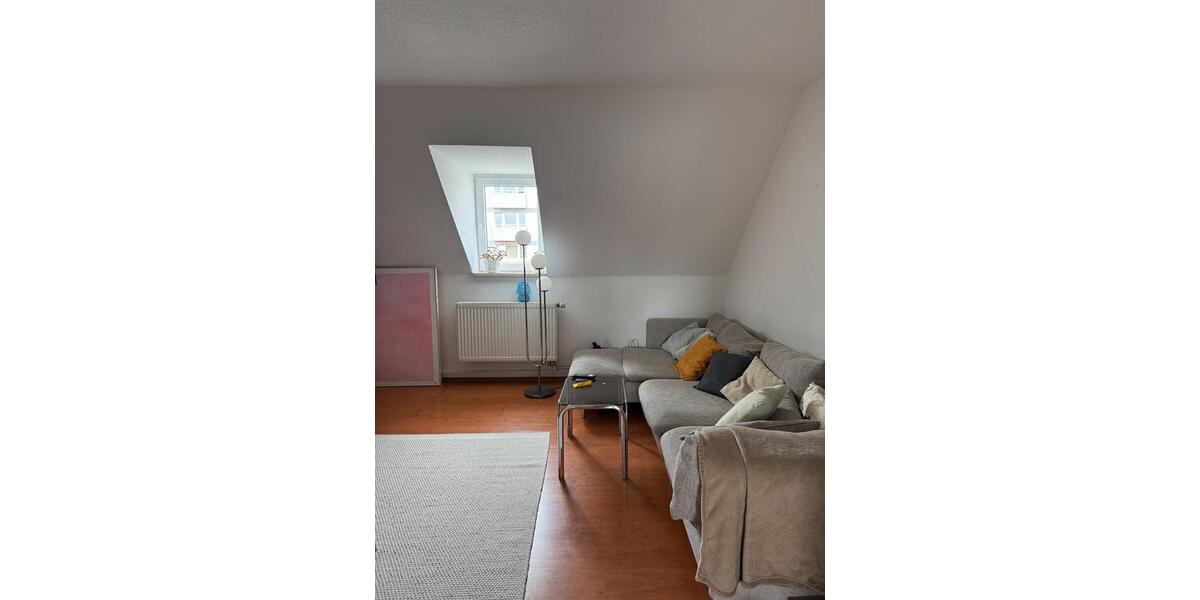 Dachgeschoßwohnung Frankfurt am Main Nordend Ost - 3 Zimmer, 60 m&sup2;, 1.000&euro; | Angebot:26425621