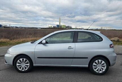 Seat Ibiza 213.000 km 1.390 &euro; Gernsheim 64579