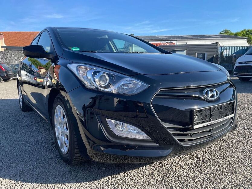 Hyundai i30 98.756 km 8.500 € Worms 67547