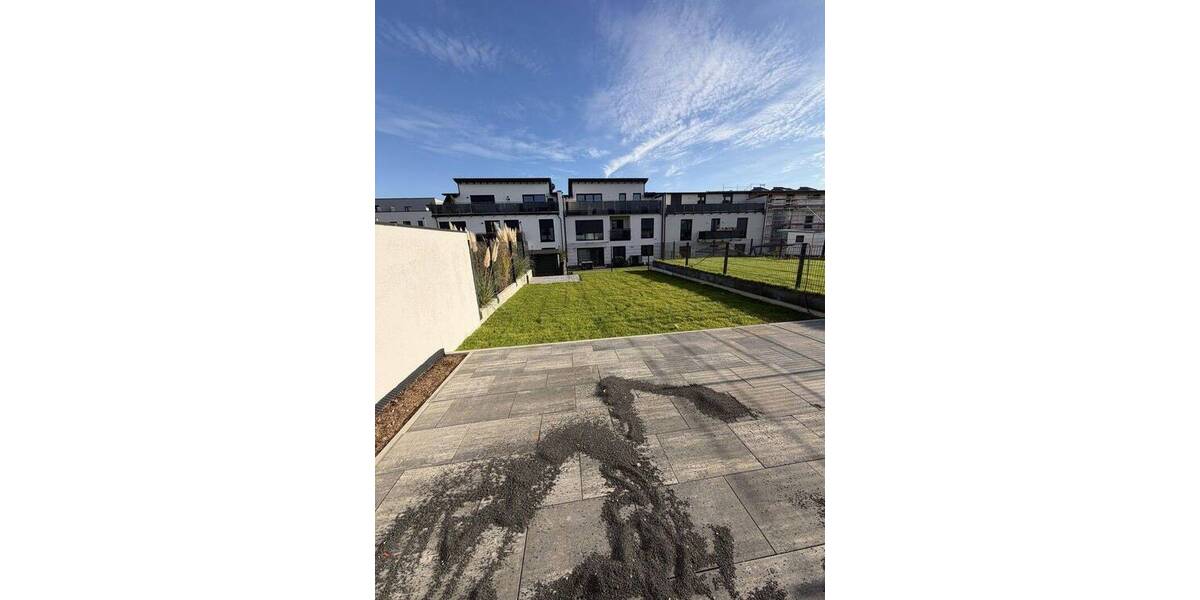 Moderne Doppelhaushälfte - Optimal für Arbeiten & Wohnen unter einem Dach (Erstbezug) 7 zimmer