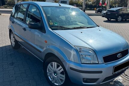 Ford Fusion 140.000 km 4.250 &euro; Frankfurt 60433