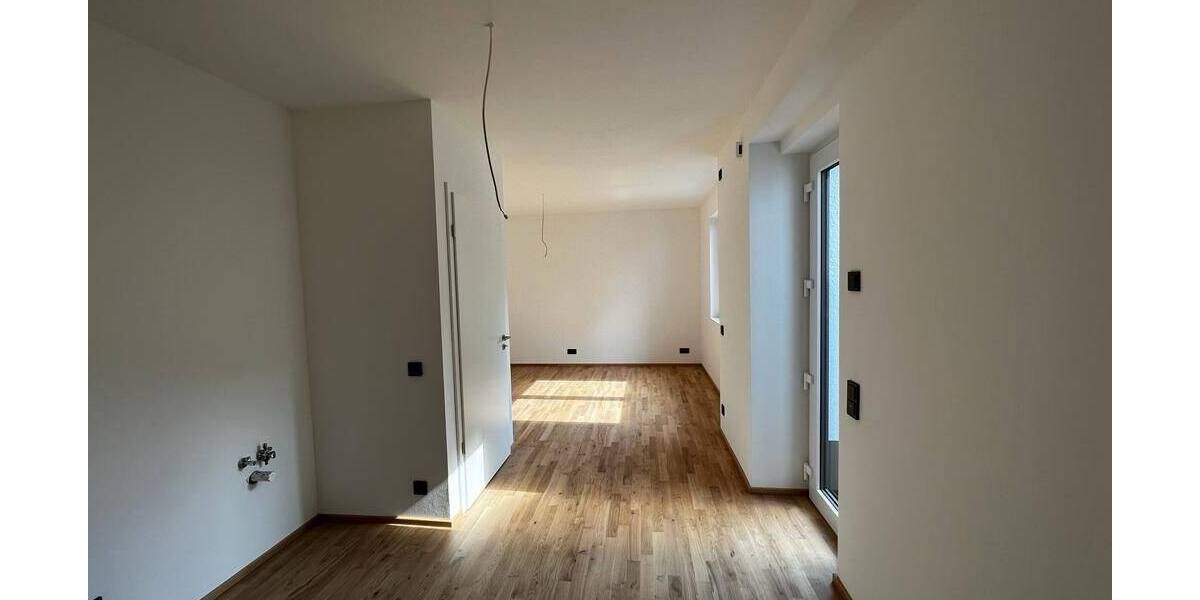 Doppelhaushälfte Mainz Weisenau - 6 Zimmer, 159 m&sup2;, 2.500&euro; | Angebot:23587981