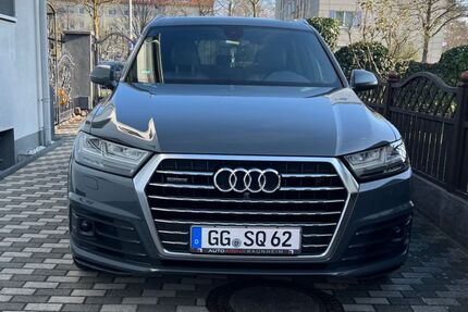Audi Q7 175.000 km 28.700 &euro; Rüsselsheim 65428