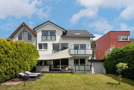 Haus Frankfurt am Main Schwanheim - 12 Zimmer, 345 m&sup2;, 1.790.000&euro; | Angebot:26930242