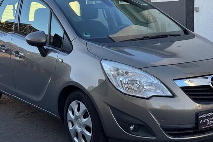 Opel Meriva 129.000 km 2.680 &euro; Dietzenbach 63128