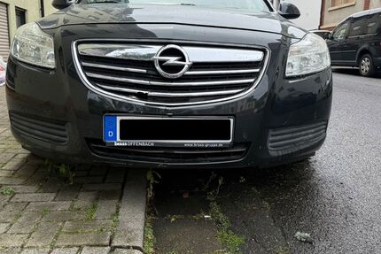 Opel Insignia 313.000 km 900 &euro; Obertshausen 63179