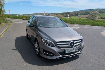 Mercedes B 180