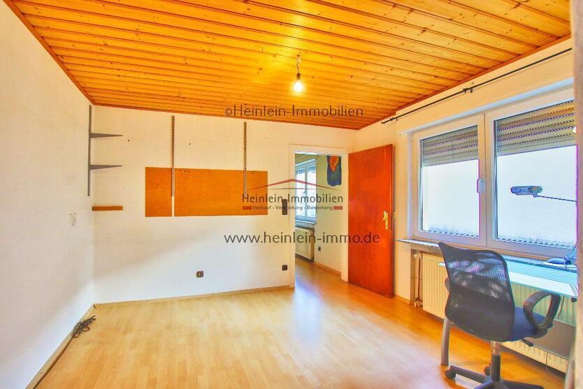 Einfamilienhaus# Sauna# Wintergarten# Kaminofen# PV & Solar# Griesheim Hofmannstr. 8 zimmer