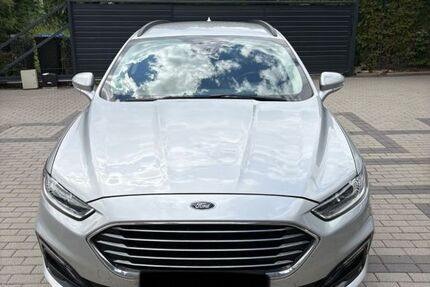 Ford Mondeo 125.000 km 12.600 &euro; Russelsheim 65428