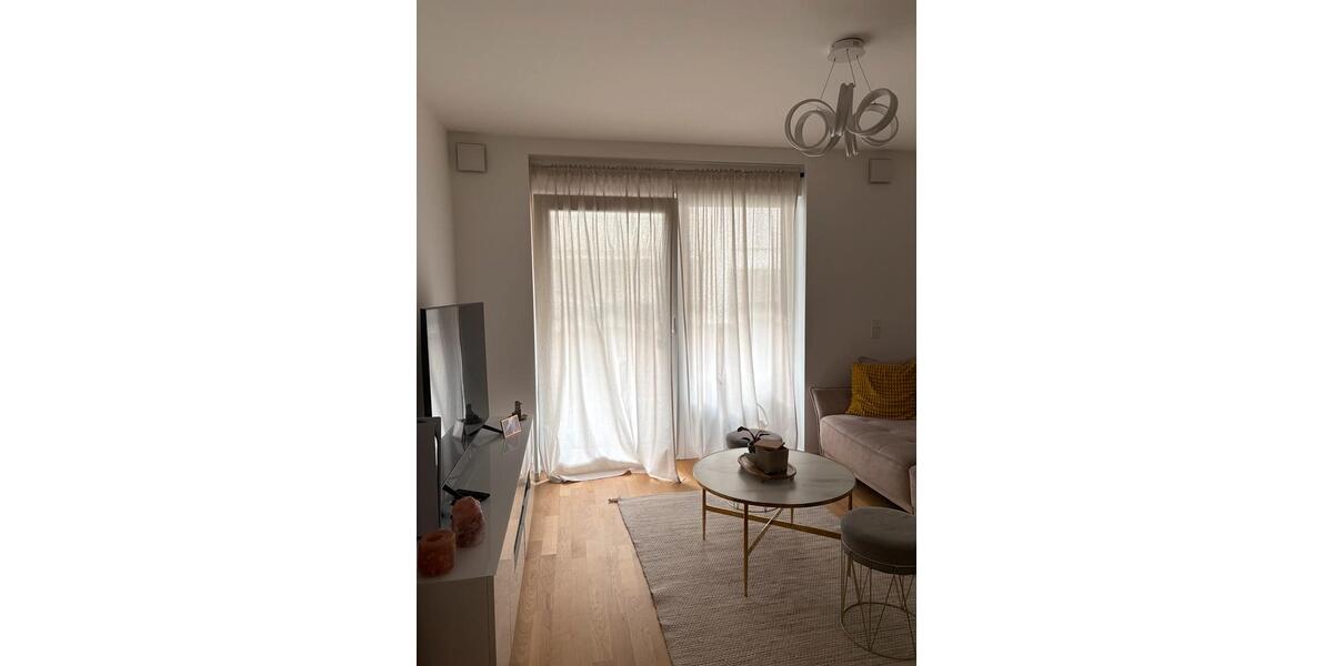 Etagenwohnung Offenbach am Main Hafen - 2 Zimmer, 45 m&sup2;, 1.020&euro; | Angebot:26327863