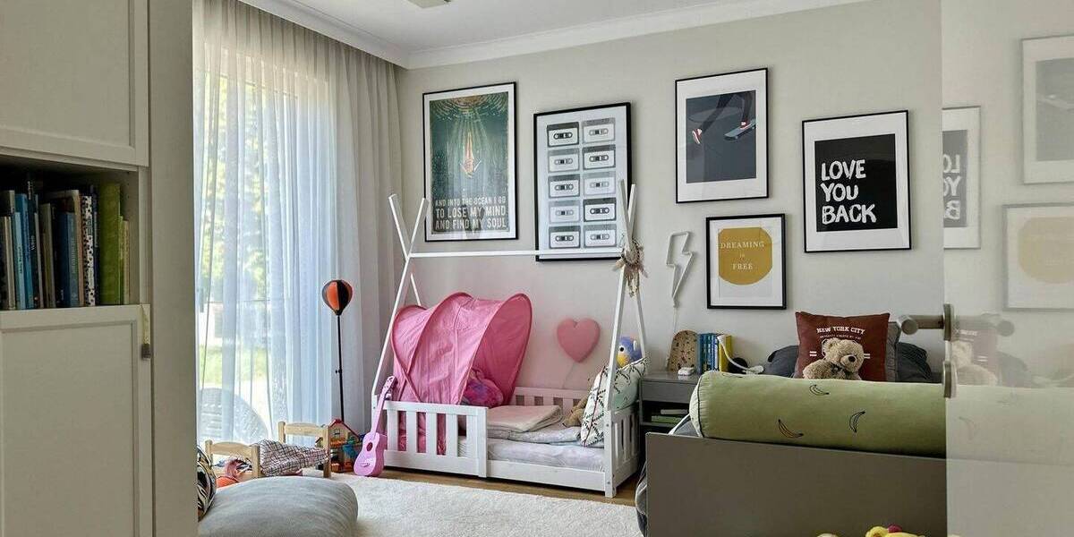 Luxuriöse Doppelhaushälfte mit exklusiver Ausstattung und Garage - OF-Buchrainviertel! 7 zimmer