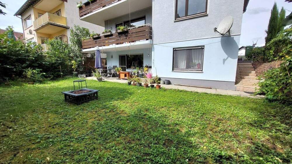 Gemütliche 2 - Zimmer Souterrainwohnung mit eigener Terrasse und kleinem Gartenanteil 2 zimmer