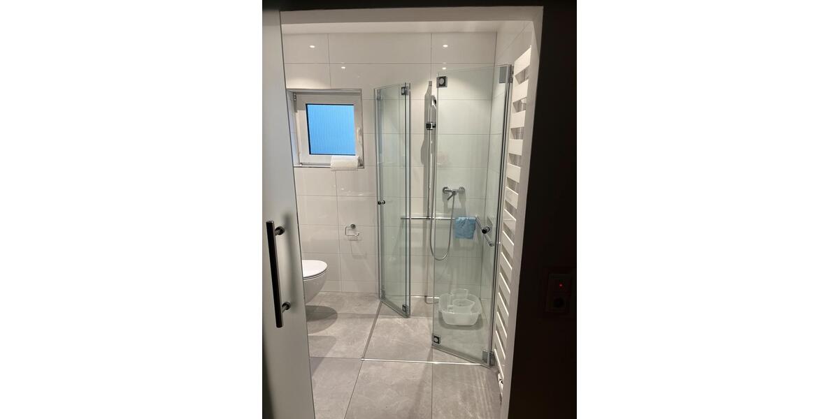 Etagenwohnung Reinheim - 7 Zimmer, 170 m&sup2;, 1.650&euro; | Angebot:24888600