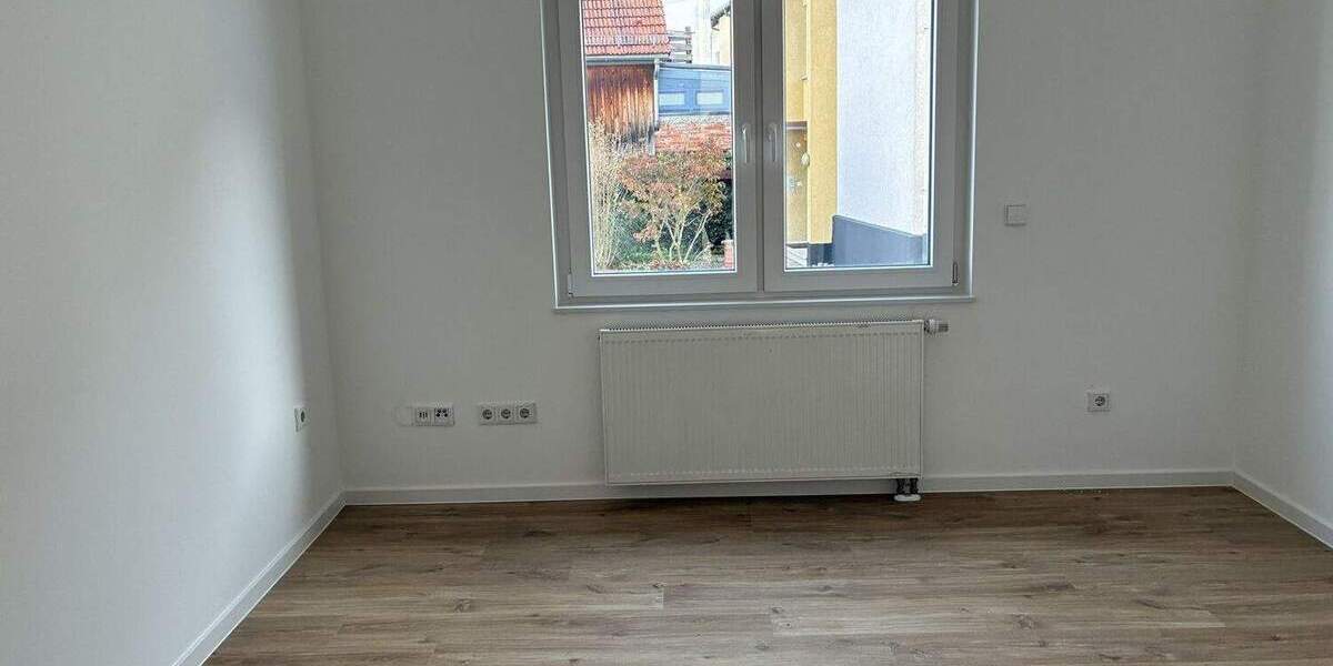 Erdgeschoss-Genuss: Großzügiges Wohnerlebnis mit Garten 3 zimmer