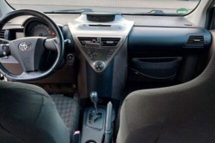 Toyota IQ 123.000 km 5.750 &euro; Mühltal 64367
