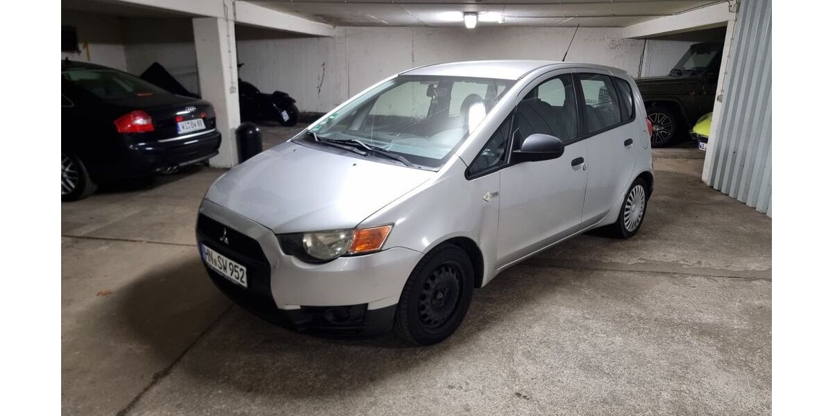 Mitsubishi Colt 100.424 km 2.600 &euro; Hofheim am Taunus 65719