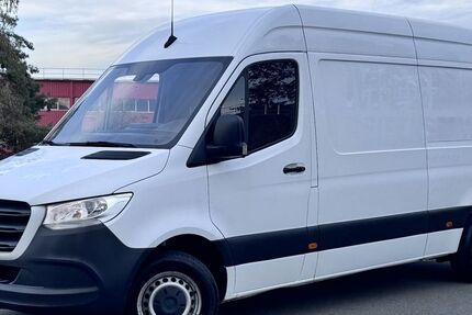 Mercedes-Benz Sprinter 182.815 km 17.400 &euro; Dietzenbach 63128