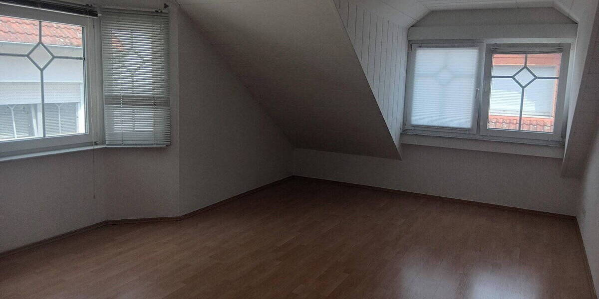 Etagenwohnung Rödermark Waldacker - 3 Zimmer, 89 m&sup2;, 1.070&euro; | Angebot:26879430