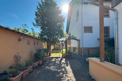 Arbeiten & Wohnen an einem Ort - großzügiges Haus mit BüroPraxis 7 zimmer