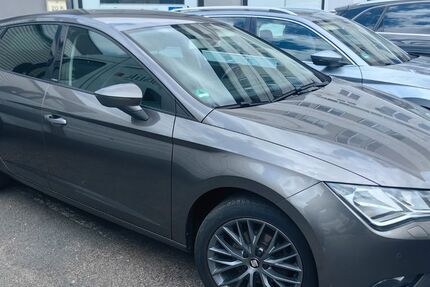 Seat Leon 292.000 km 4.350 &euro; Rüsselsheim 65428