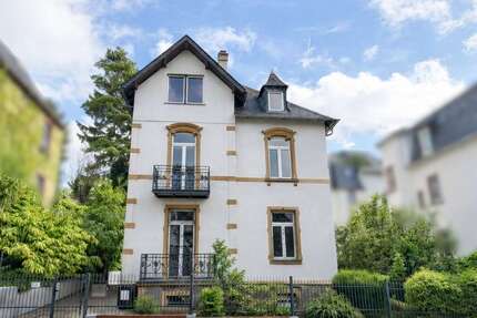 Haus Frankfurt am Main Ginnheim - 8 Zimmer, 196 m&sup2;, 3.600&euro; | Angebot:25309436