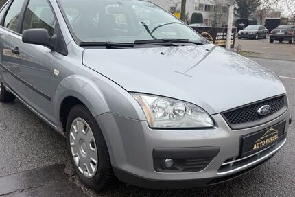 Ford Focus 124.800 km 2.490 € Heppenheim 64646