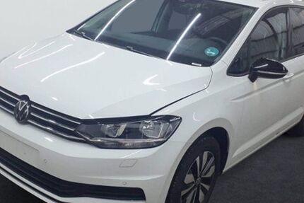 VW Touran 25.064 km 28.889 &euro; Gross-Gerau 64521