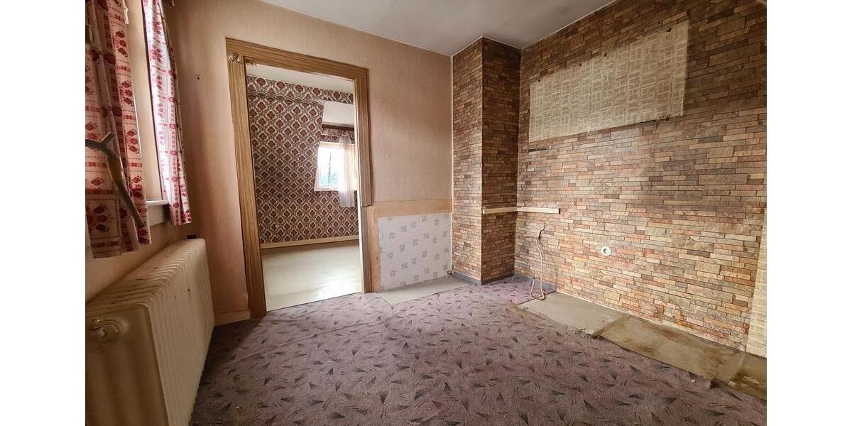 Einfamilienhaus Breuberg - 7 Zimmer, 150 m&sup2;, 290.000&euro; | Angebot:27115150