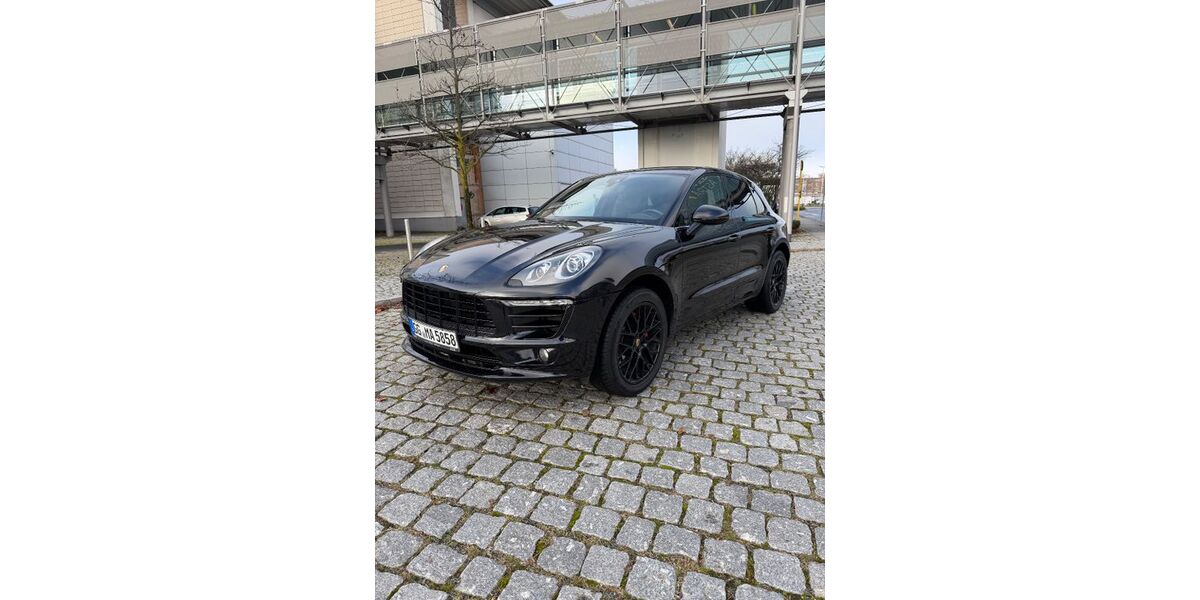 Porsche Macan 239.000 km 26.800 &euro; Bischofsheim 65474