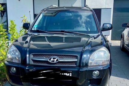 Hyundai TUCSON 242.000 km 1.200 &euro; Weiterstadt 64331