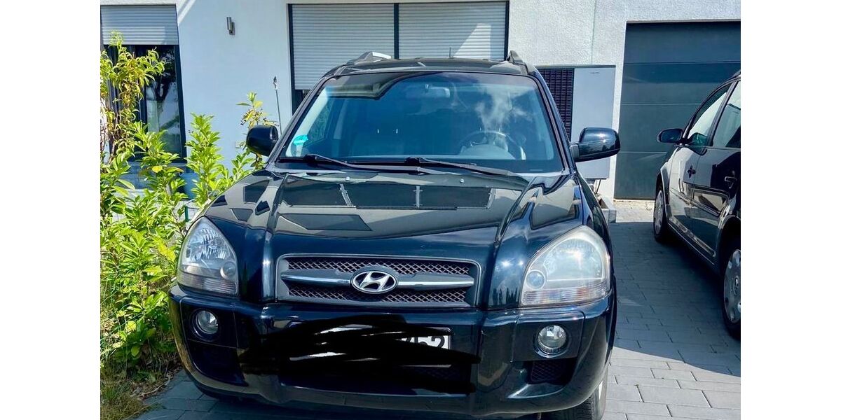 Hyundai TUCSON 242.000 km 1.200 &euro; Weiterstadt 64331