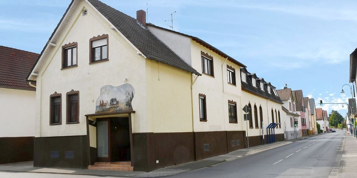 Großzügiges Anwesen mit vielseitigen Nutzungsmöglichkeiten im Herzen von Erzhausen zimmer