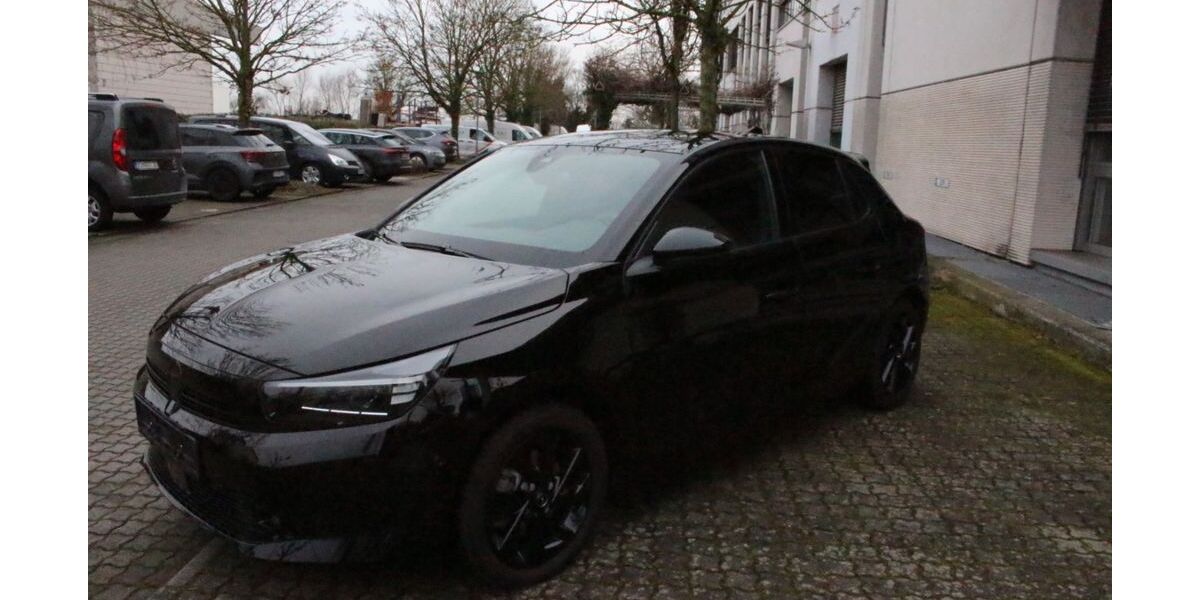Opel Corsa 26.000 km 19.200 &euro; Rüsselsheim 65428