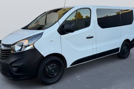 Opel Vivaro 245.000 km 7.990 &euro; Frankfurt am Main 65933