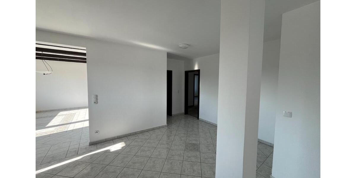 Einfamilienhaus Frankfurt am Main Sachsenhausen Süd - 4 Zimmer, 146 m&sup2;, 1.900&euro; | Angebot:26087080