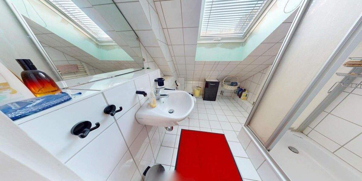 Schmuckes Reihenendhaus unmittelbar an der Nidda und dem Brentano-Park! 6 zimmer