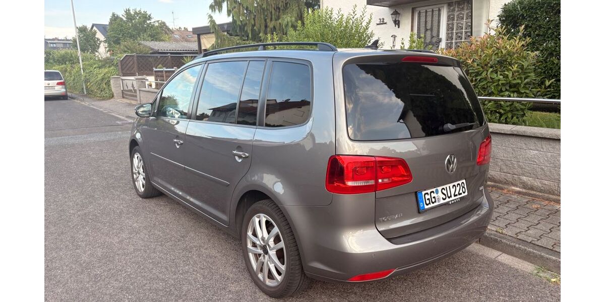 VW Touran 265.000 km 4.500 &euro; Rüsselsheim 65428