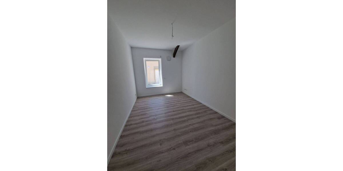 Etagenwohnung Einhausen - 4 Zimmer, 100 m&sup2;, 980&euro; | Angebot:26806968