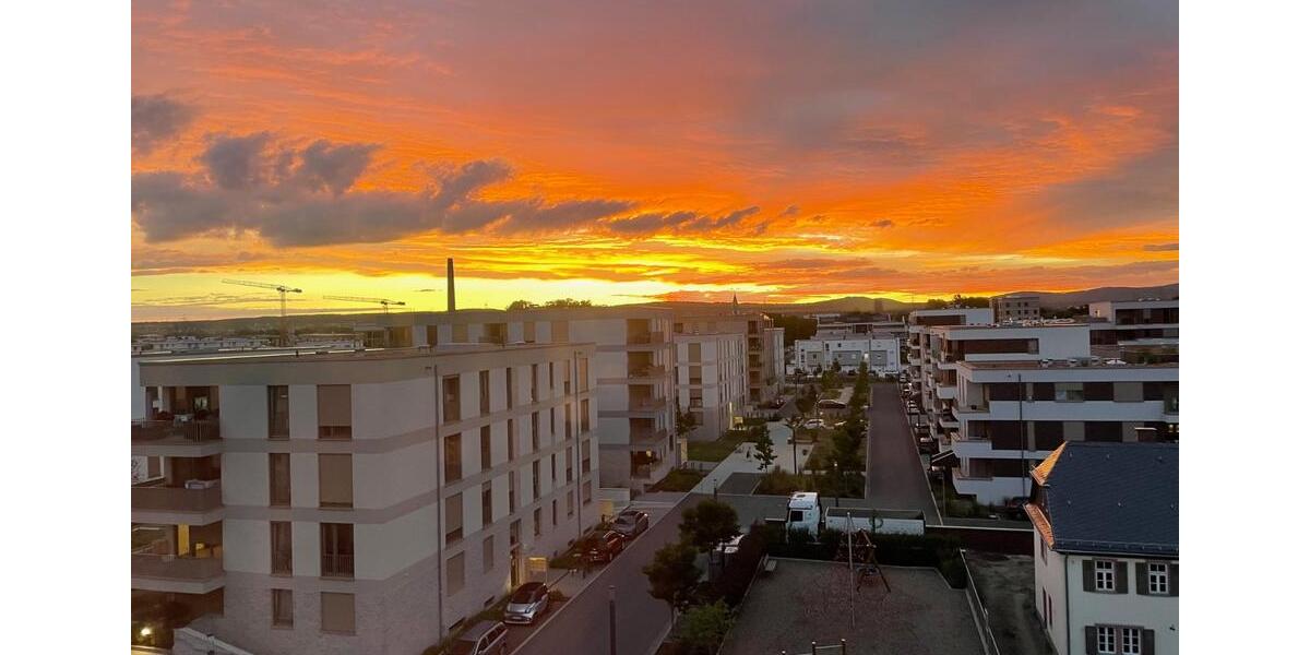 Luxus 2-Z.-Penthouse (98 m²) - Terrasse, AC, TG, Kamin; Möbel 2 zimmer