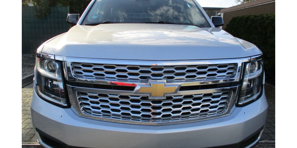 Chevrolet Suburban 181.500 km 29.990 &euro; Mörfelden Walldorf 64546