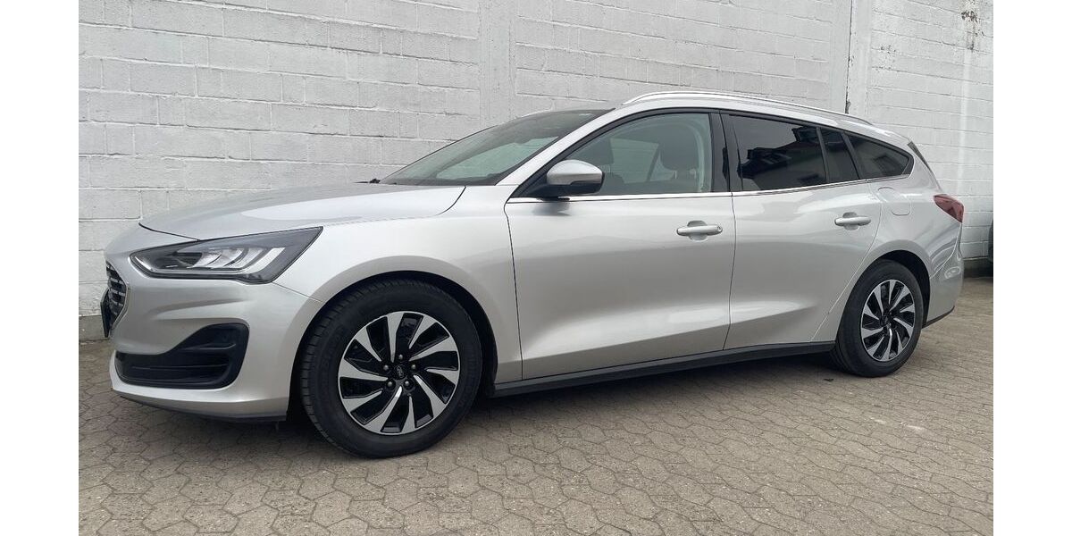 Ford Focus 140.320 km 8.900 &euro; Pfungstadt 64319