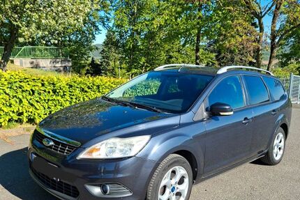 Ford Focus 220.866 km 2.900 &euro; Fränkisch-Crumbach 64407