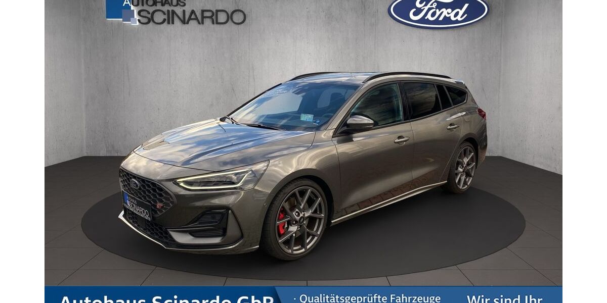 Ford Focus 23.000 km 35.780 &euro; Babenhausen 64832