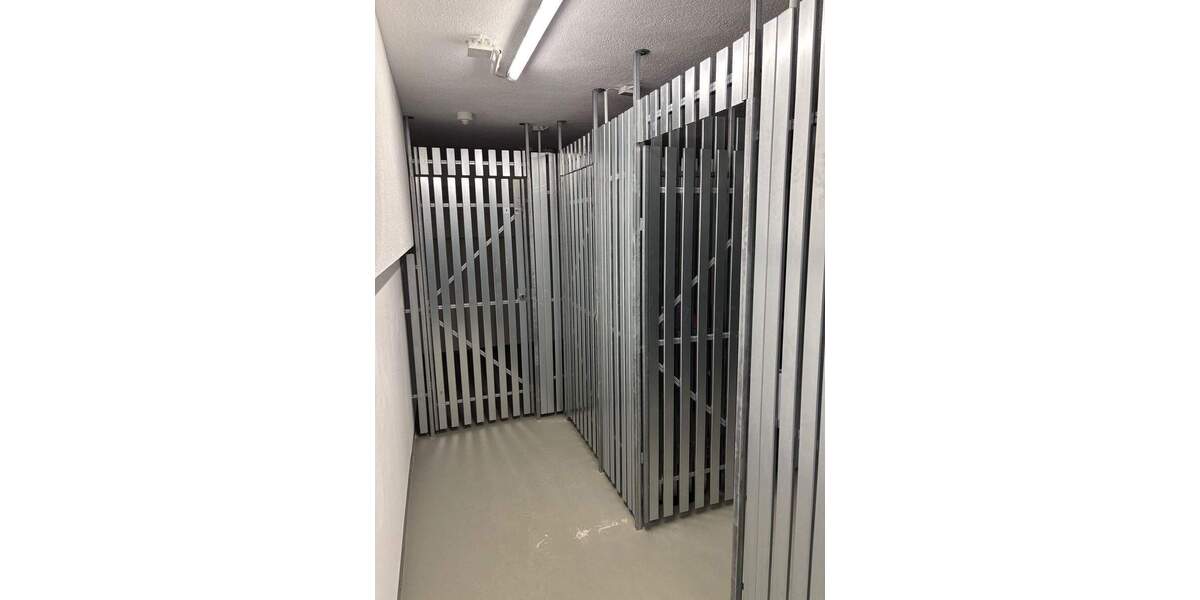 Etagenwohnung Offenbach am Main Hafen - 2 Zimmer, 71 m&sup2;, 1.355&euro; | Angebot:25400133