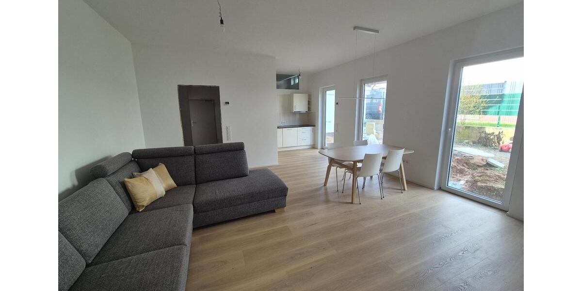 Erdgeschoßwohnung Reinheim - 3 Zimmer, 80 m&sup2;, 1.100&euro; | Angebot:25570244