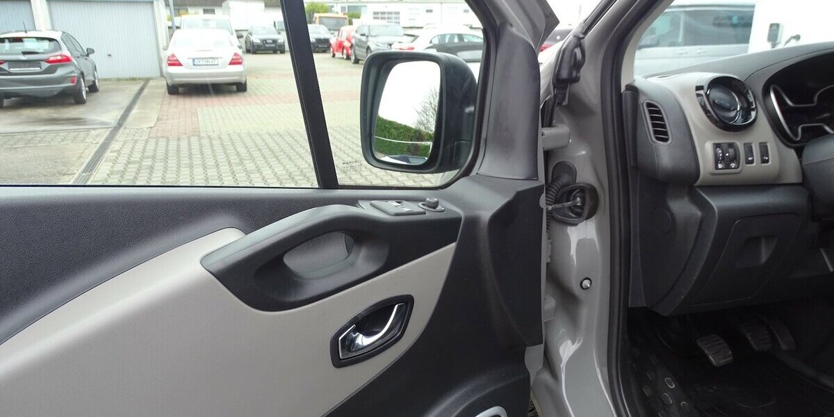 Nissan NV300 L2H1 2,9t COMFORT 127.943 km 18.890 &euro; Rodgau 63110